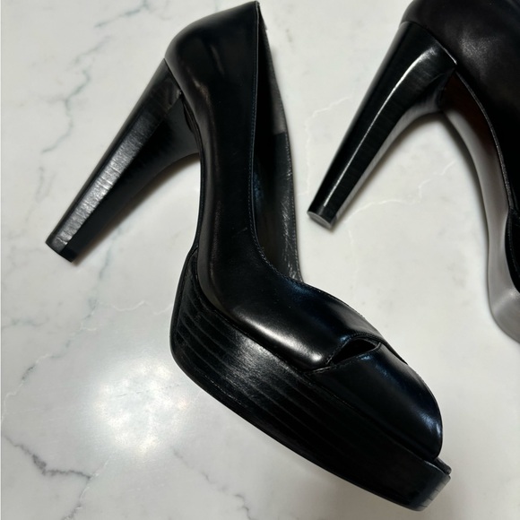 Stuart Weitzman-Blk Platform-7.5 M - Picture 1 of 13